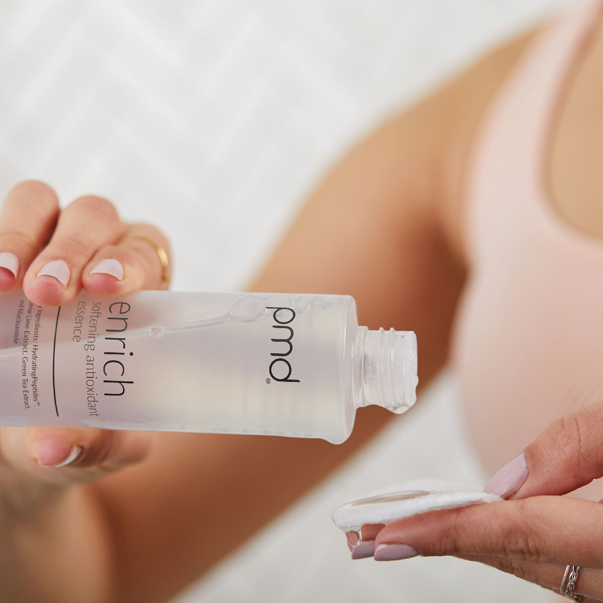 Enrich: Softening Antioxidant Essence